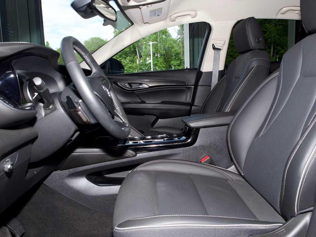 used 2023 Buick Envision car, priced at $28,533