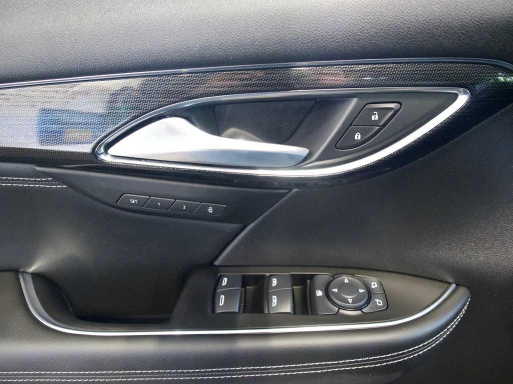 used 2023 Buick Envision car, priced at $28,533