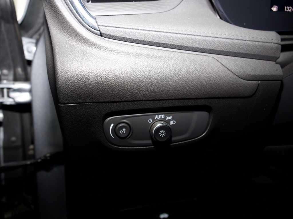 used 2025 Buick Encore GX car, priced at $26,533