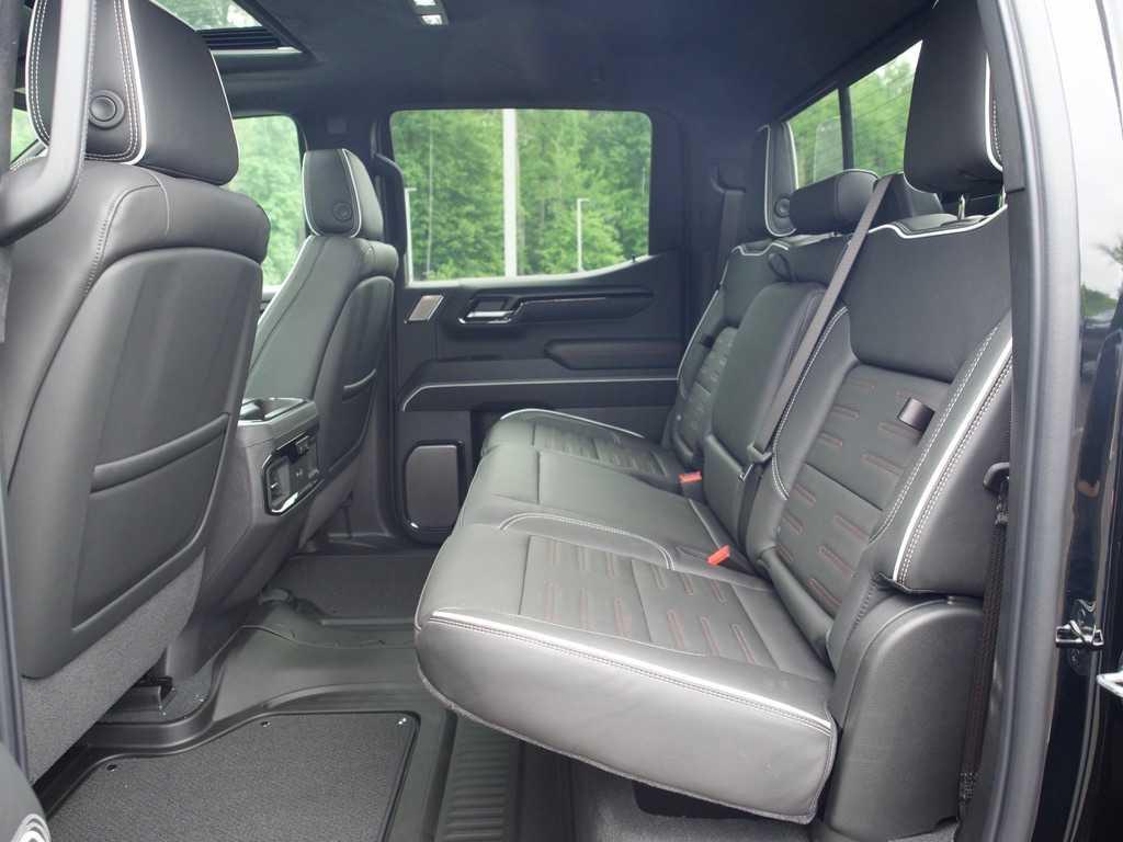 new 2026 GMC Sierra 1500 car, priced at $79,327