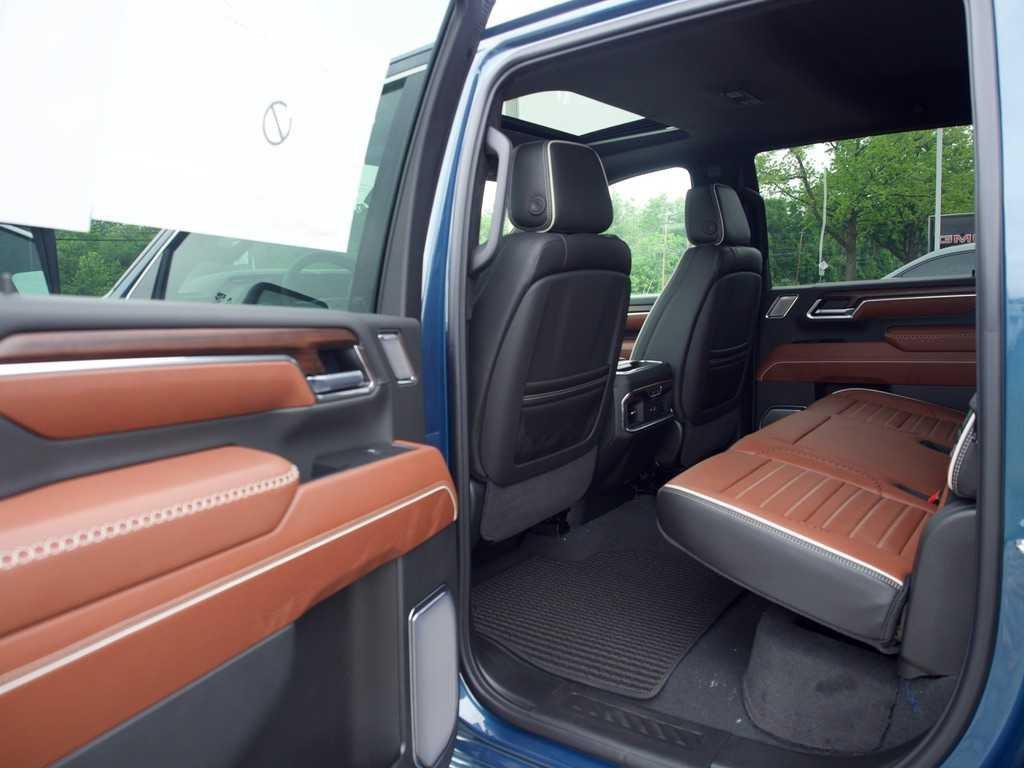 new 2026 GMC Sierra 2500 car, priced at $96,577