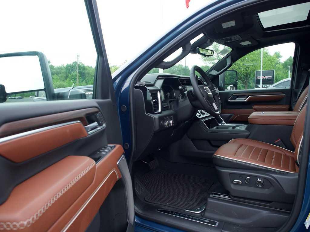 new 2026 GMC Sierra 2500 car, priced at $96,577