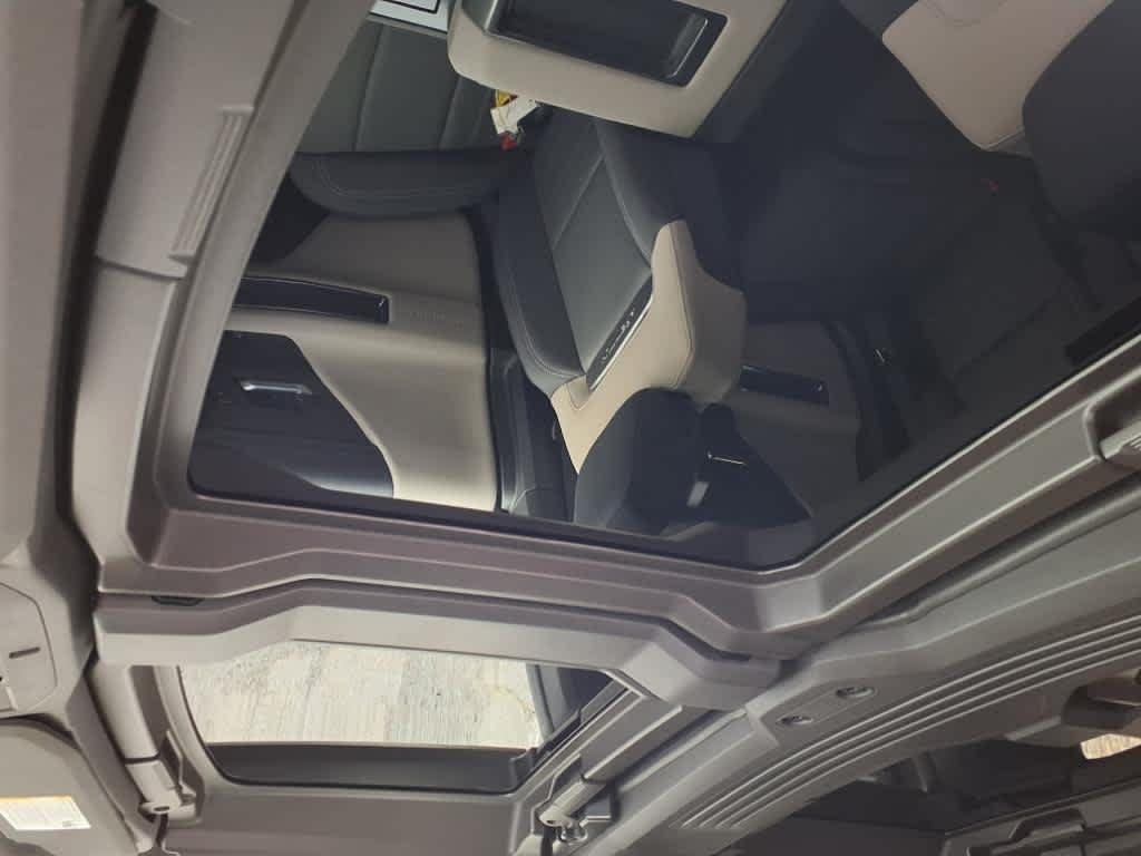 new 2026 GMC HUMMER EV SUV car, priced at $100,693