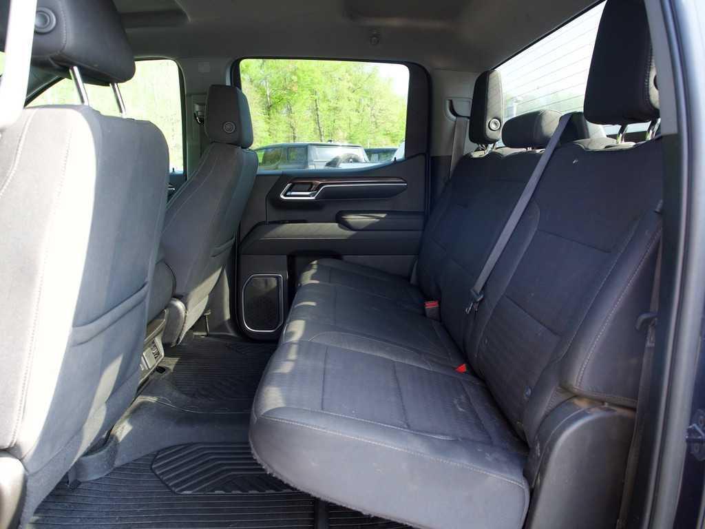 used 2022 Chevrolet Silverado 1500 car, priced at $40,533