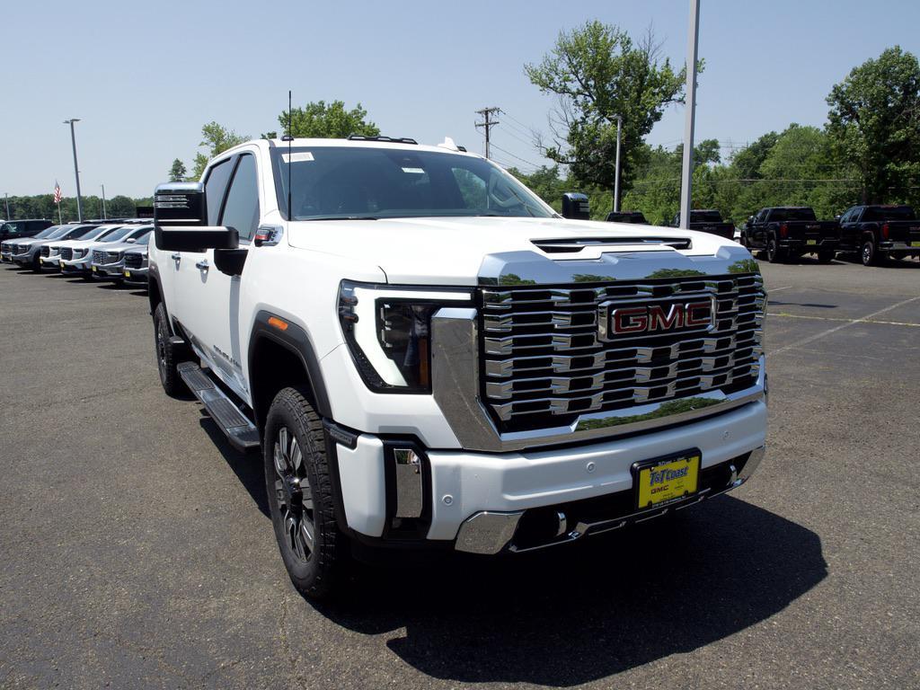 new 2026 GMC Sierra 3500 car, priced at $86,492
