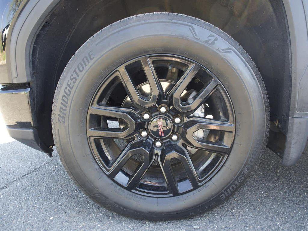 used 2024 GMC Sierra 1500 car, priced at $40,533