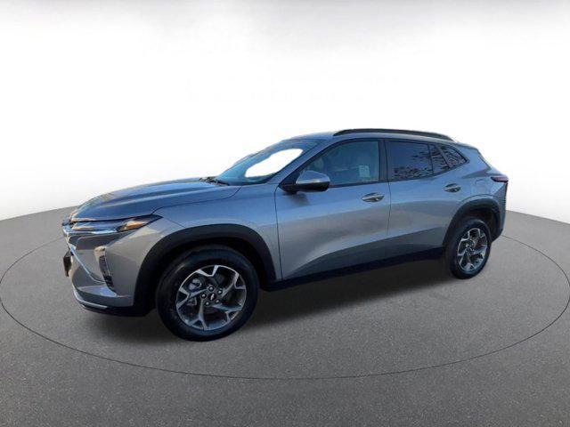 used 2025 Chevrolet Trax car, priced at $18,640
