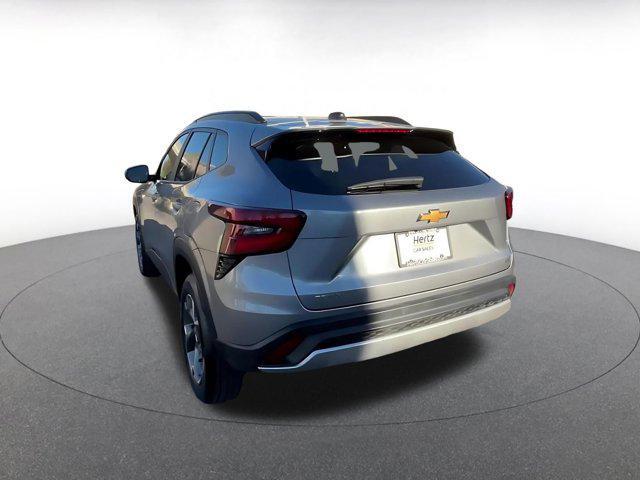 used 2025 Chevrolet Trax car, priced at $18,640