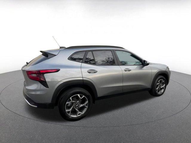 used 2025 Chevrolet Trax car, priced at $19,550