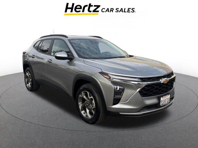 used 2025 Chevrolet Trax car, priced at $19,550