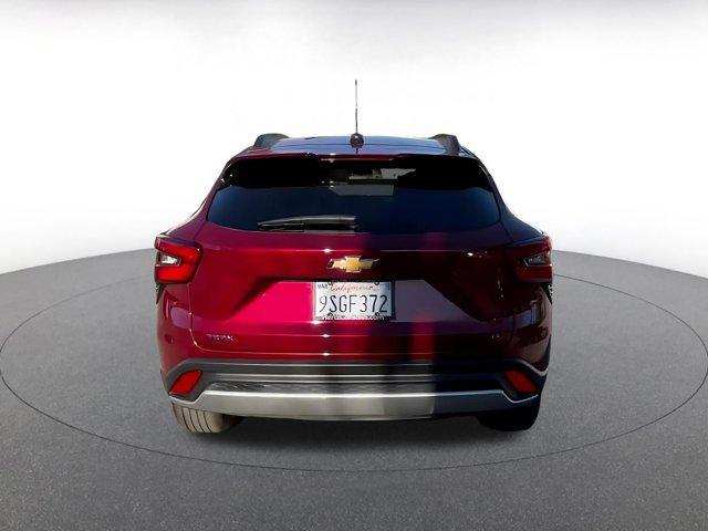 used 2025 Chevrolet Trax car, priced at $19,336