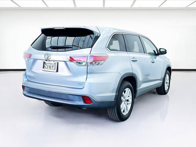 used 2015 Toyota Highlander car, priced at $10,599