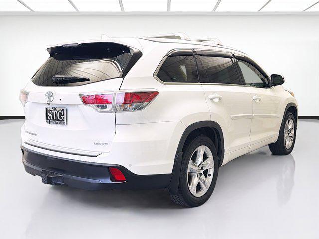 used 2015 Toyota Highlander car, priced at $12,488
