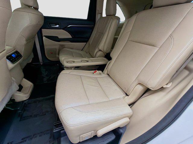 used 2015 Toyota Highlander car, priced at $12,488