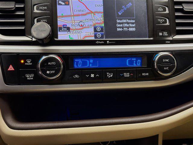 used 2015 Toyota Highlander car, priced at $12,488