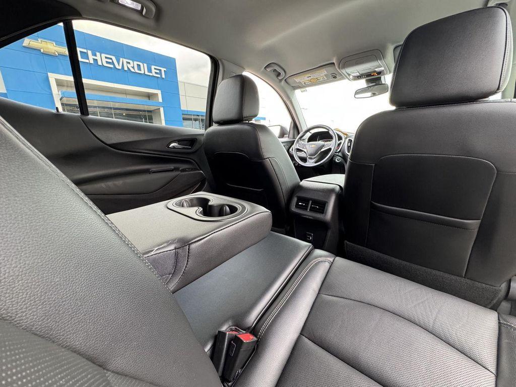 used 2021 Chevrolet Equinox car, priced at $19,000
