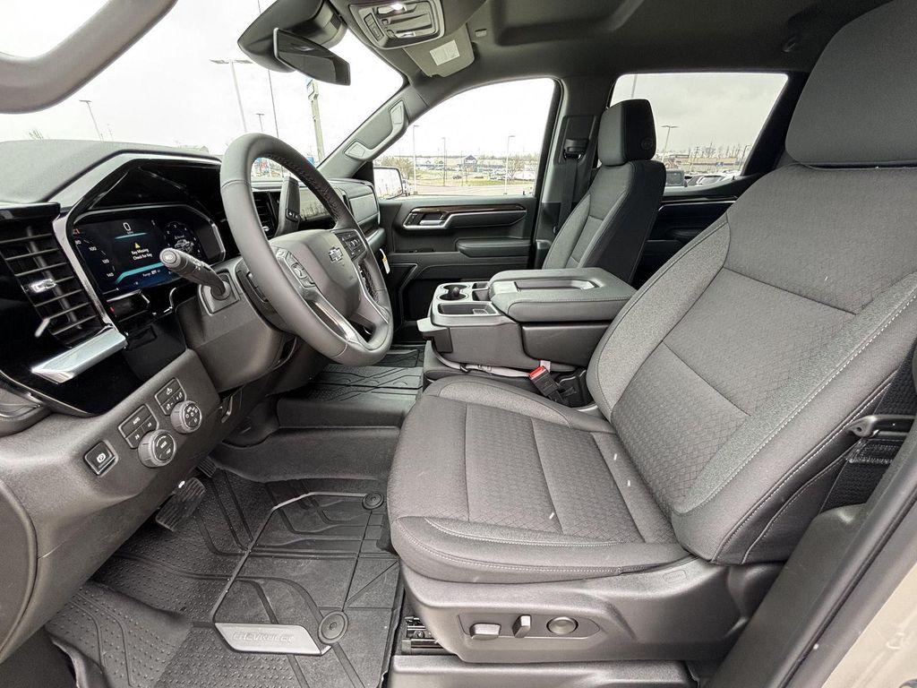 new 2026 Chevrolet Silverado 1500 car, priced at $45,305
