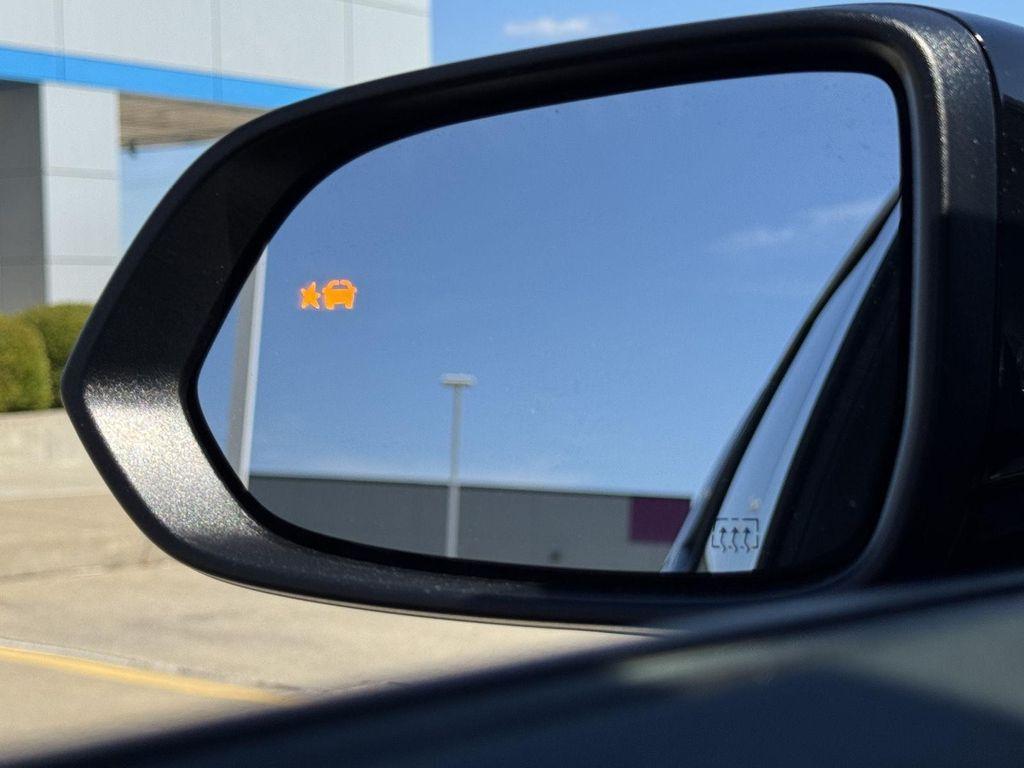 new 2026 Chevrolet Equinox EV car, priced at $32,076