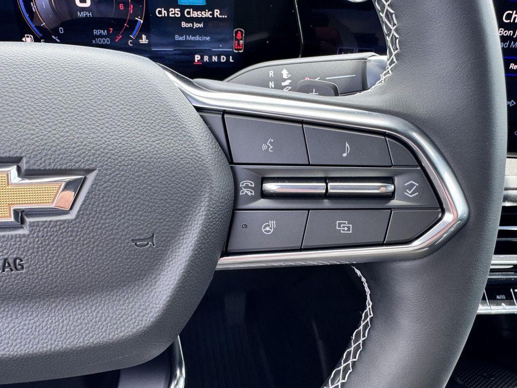 new 2026 Chevrolet Traverse car, priced at $45,445