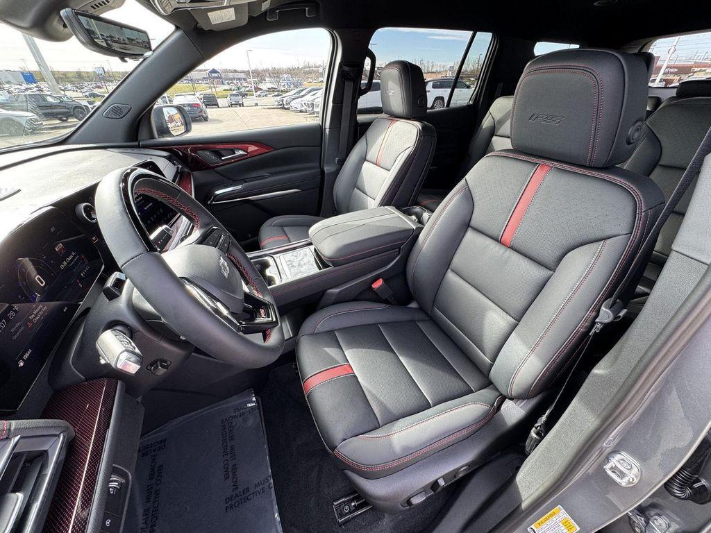 new 2026 Chevrolet Traverse car, priced at $54,326