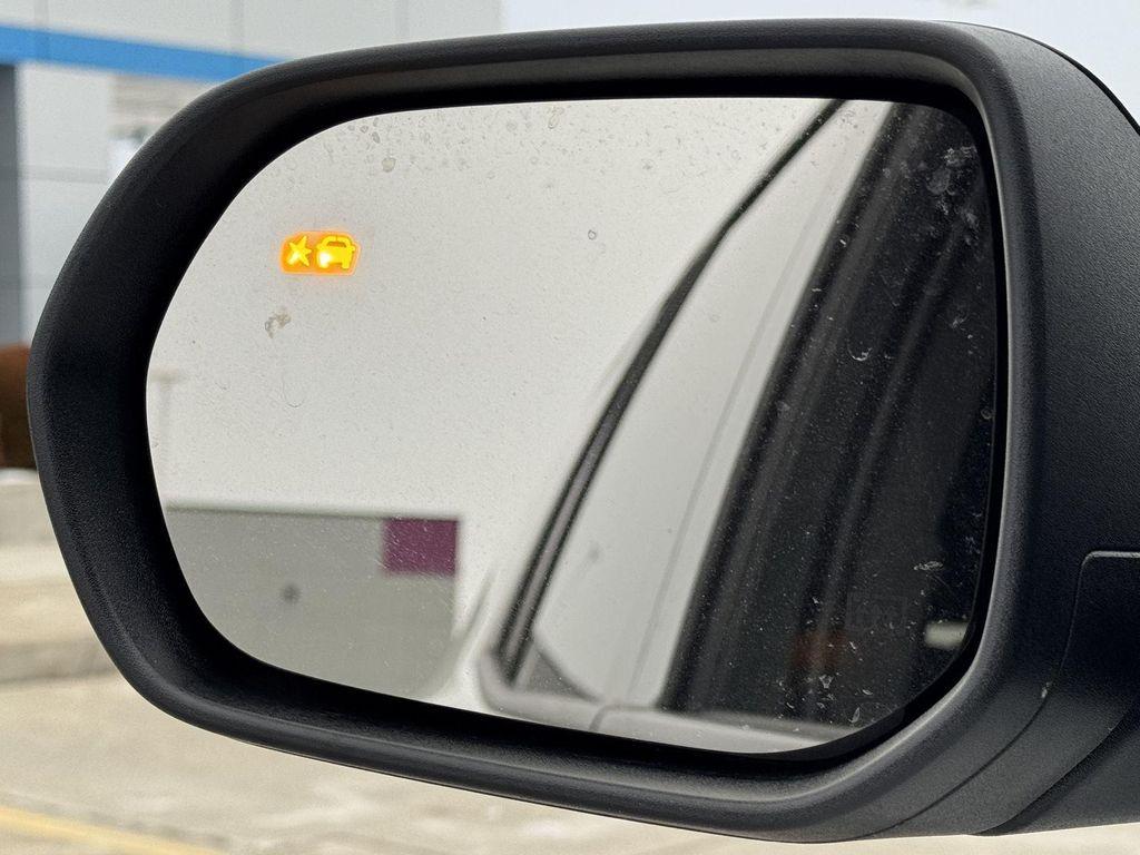 used 2026 Chevrolet Traverse car, priced at $39,000