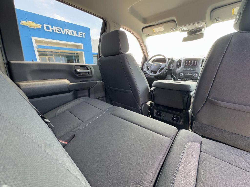 new 2025 Chevrolet Silverado 2500 car, priced at $60,426