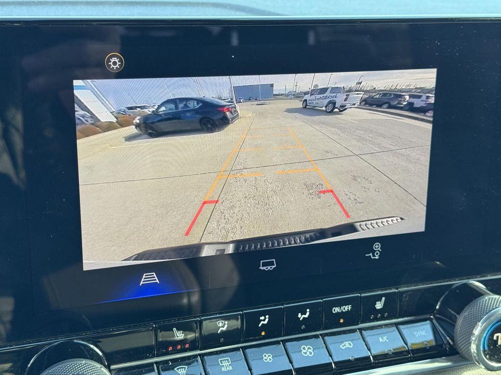 used 2024 Chevrolet Colorado car, priced at $43,000