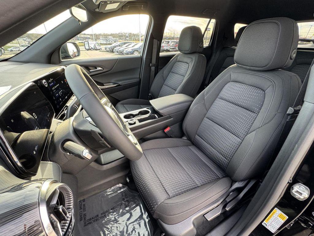 new 2026 Chevrolet Equinox car, priced at $27,739