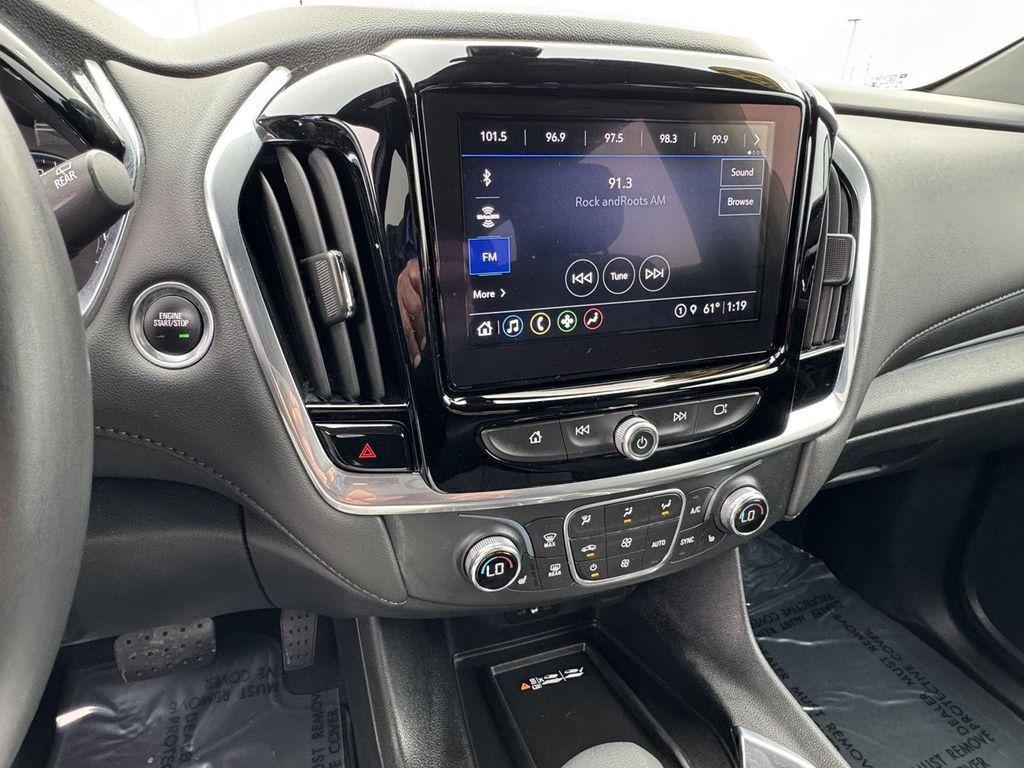 used 2022 Chevrolet Traverse car, priced at $25,750