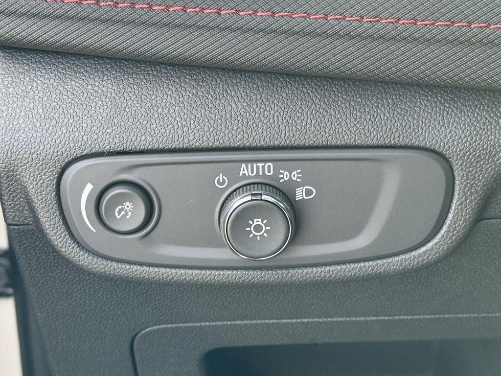 new 2026 Chevrolet TrailBlazer car, priced at $30,326