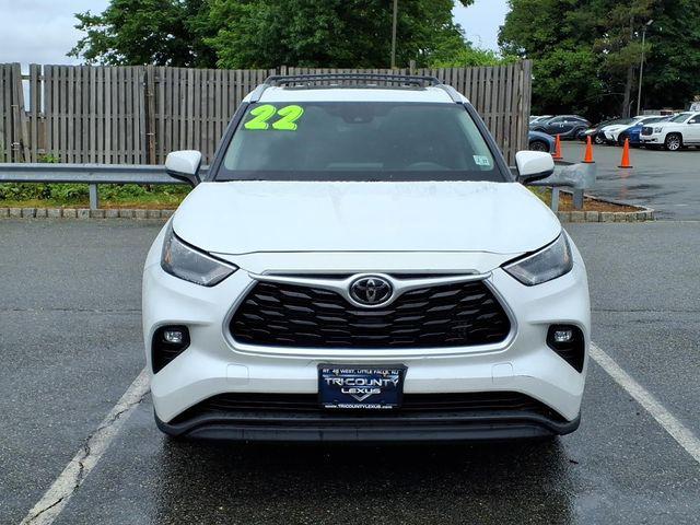 used 2022 Toyota Highlander car, priced at $36,248