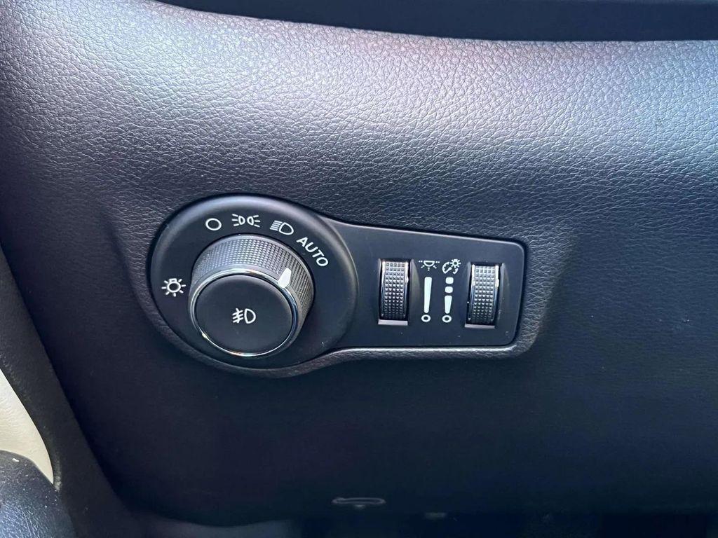 used 2025 Jeep Compass car, priced at $19,991