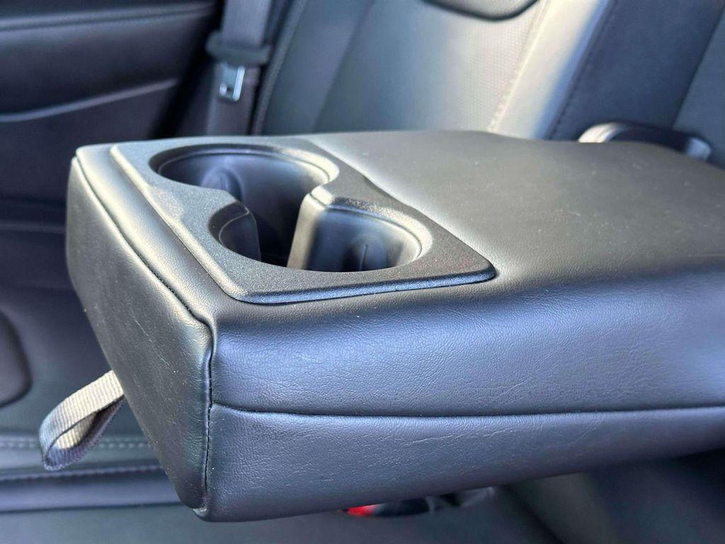 used 2022 Jeep Cherokee car, priced at $21,991