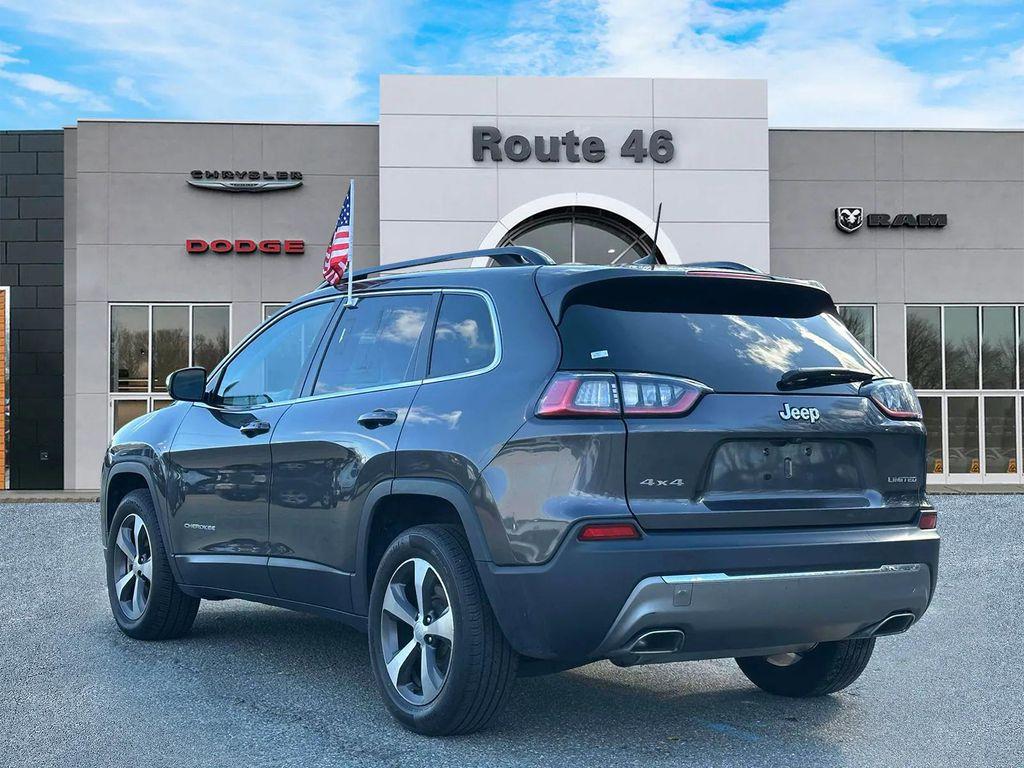 used 2022 Jeep Cherokee car, priced at $21,991