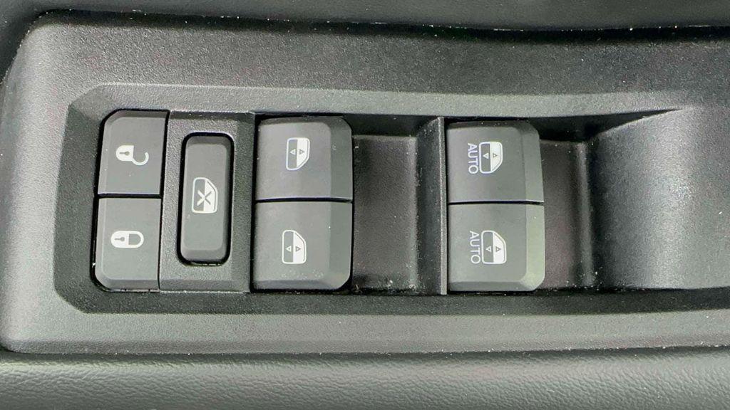 used 2025 Jeep Grand Cherokee car, priced at $35,991