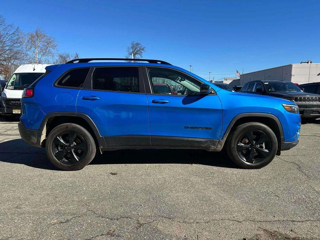 used 2023 Jeep Cherokee car, priced at $24,690