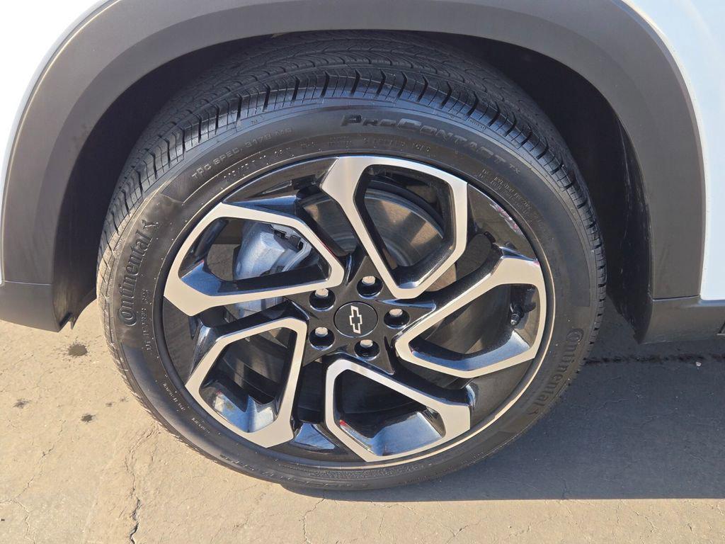 used 2024 Chevrolet Trax car, priced at $23,967