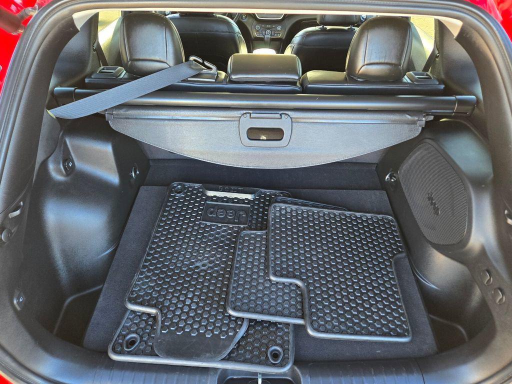 used 2019 Jeep Cherokee car, priced at $18,686