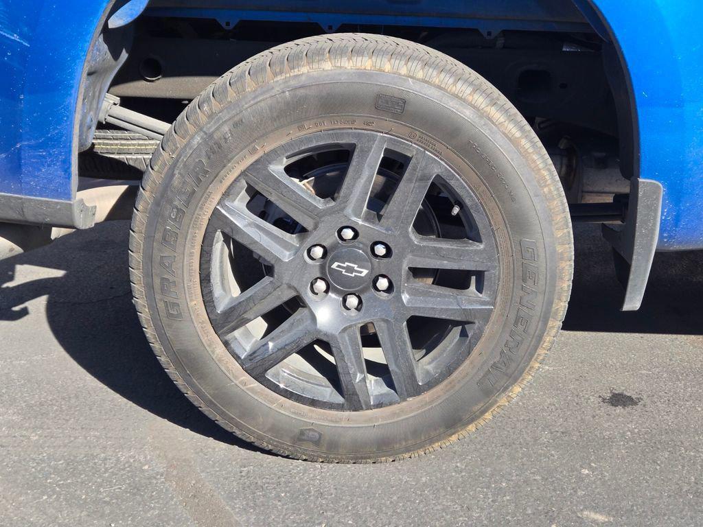 used 2023 Chevrolet Silverado 1500 car, priced at $32,379