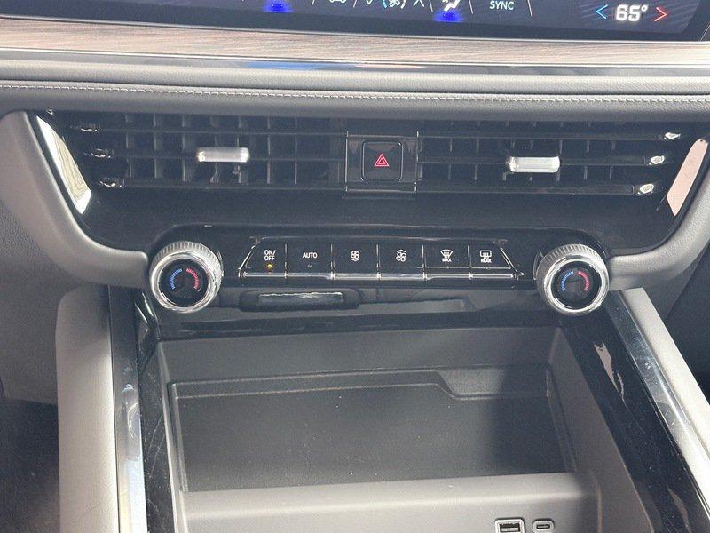 new 2025 Chevrolet Suburban car, priced at $66,600