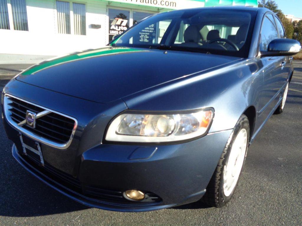 used 2009 Volvo S40 car, priced at $8,495
