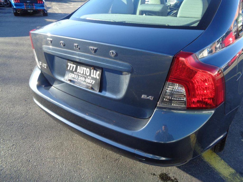 used 2009 Volvo S40 car, priced at $8,495