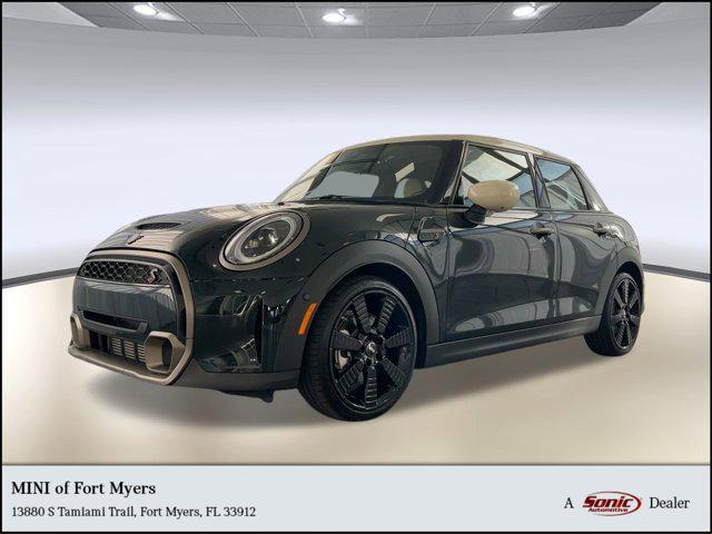 used 2024 MINI Hardtop car, priced at $29,999