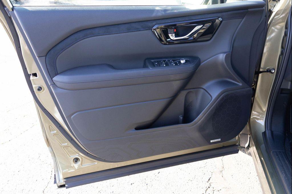 new 2025 Subaru Forester Hybrid car, priced at $40,444