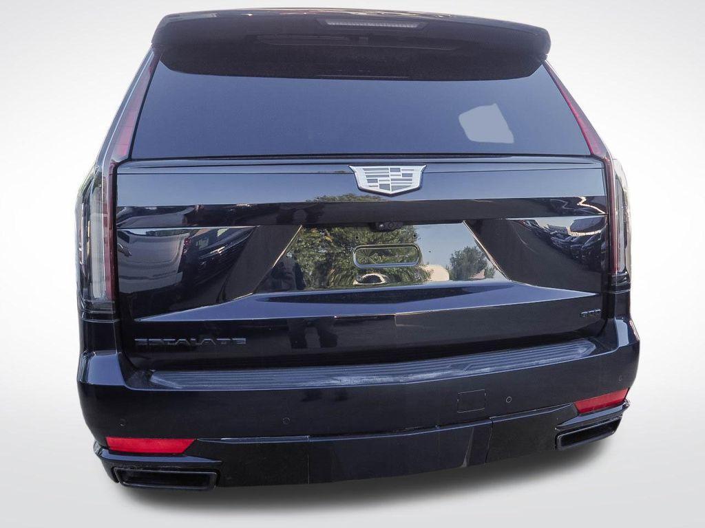 used 2023 Cadillac Escalade ESV car, priced at $75,687
