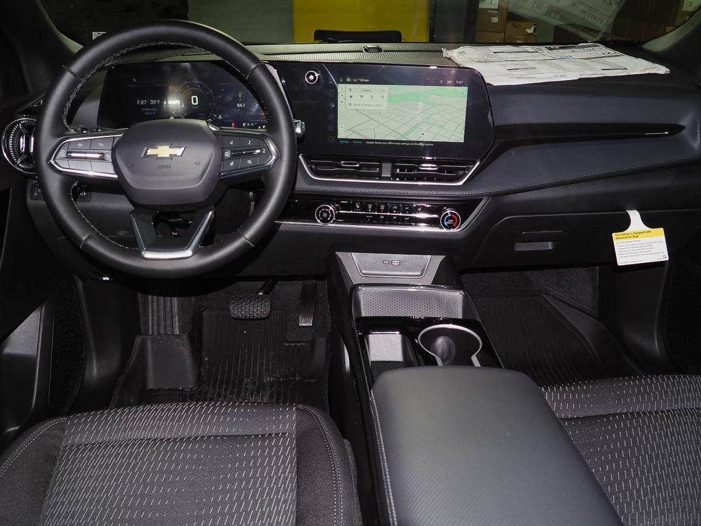 used 2025 Chevrolet Equinox car, priced at $26,378