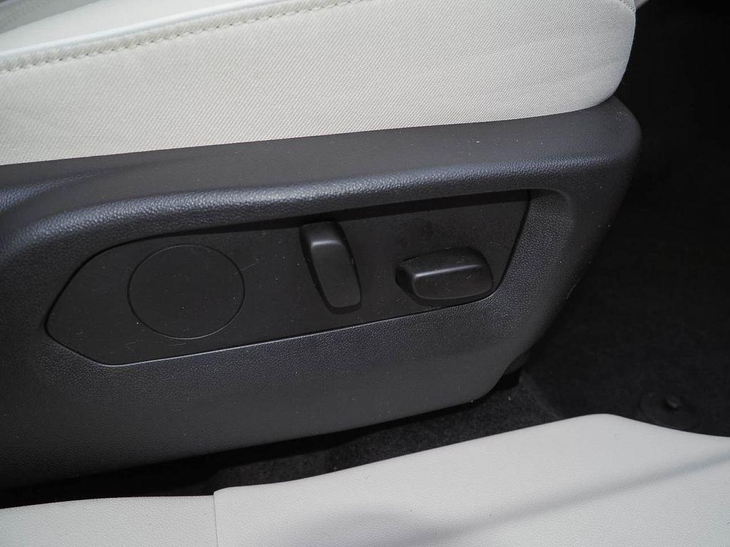 used 2023 Buick Envision car, priced at $27,997