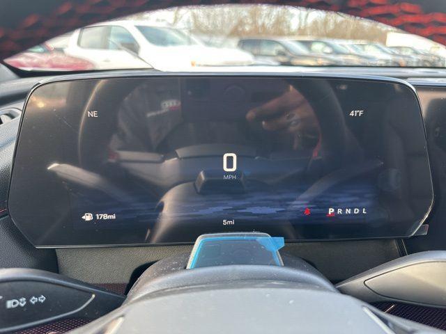 new 2026 Chevrolet Traverse car, priced at $57,430