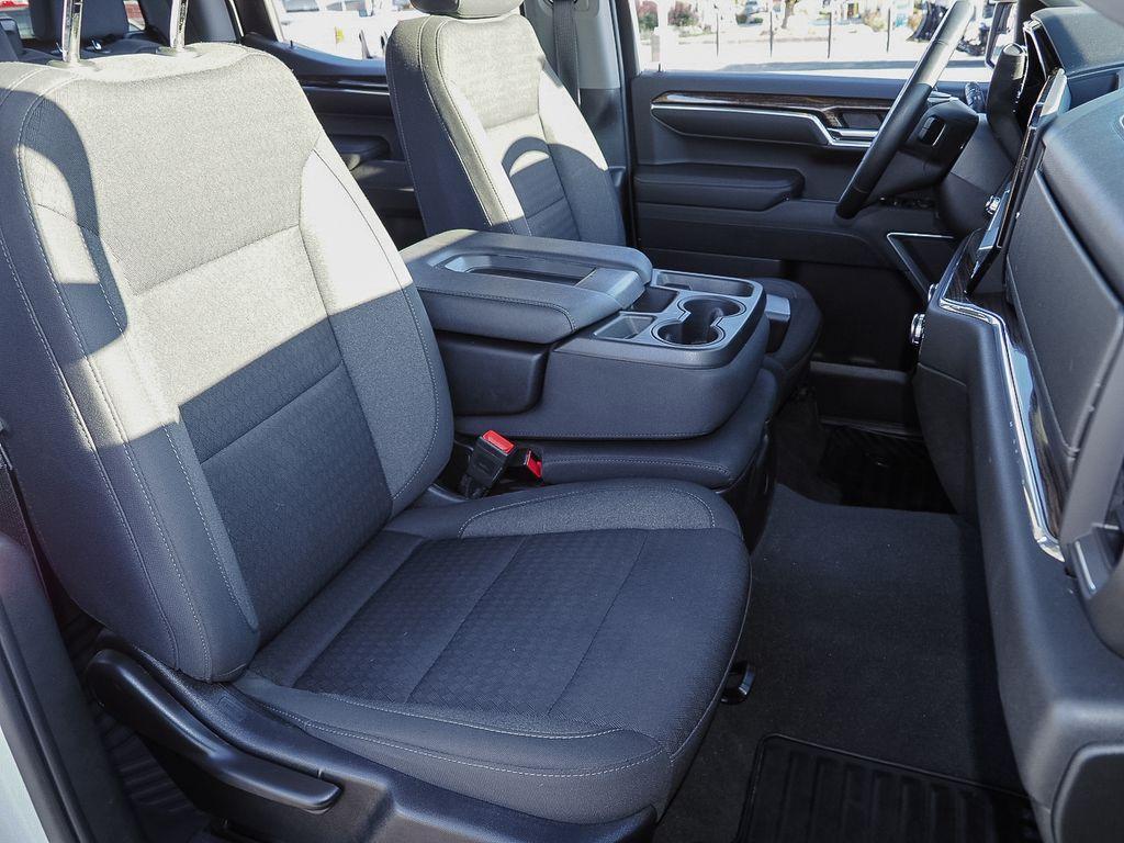 used 2023 GMC Sierra 1500 car, priced at $38,225