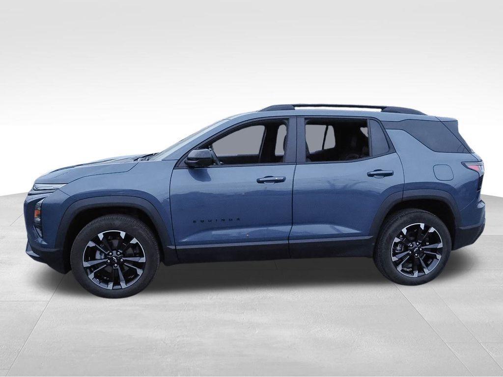 used 2025 Chevrolet Equinox car, priced at $32,020